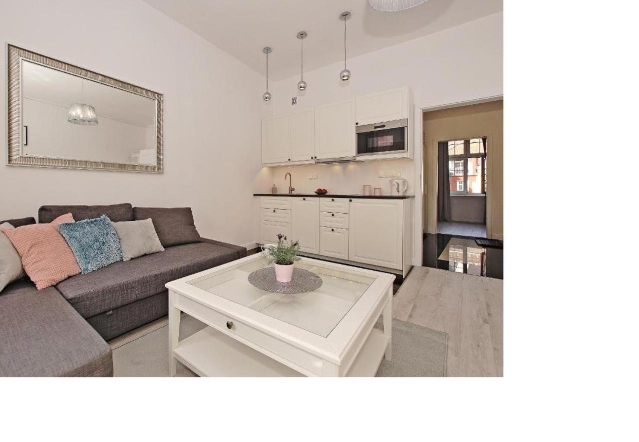 Apartament Kameralny Dluga 50 Danzig Exterior foto